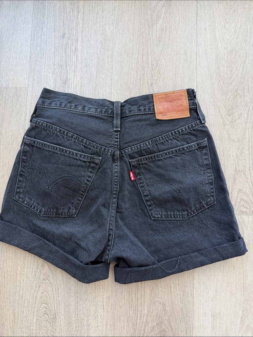 Levi's Black Rolled-Hem Denim Women's Shorts